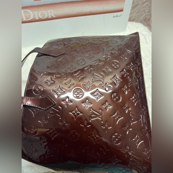 ⭐️ - Louis Vuitton Amarante Vernis Wilshire MM Handbag-SN3160 - Picture 6 of 13